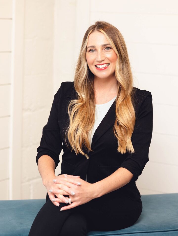 Jessica Darnell, Real Estate Broker in Greenwood, Scheetz