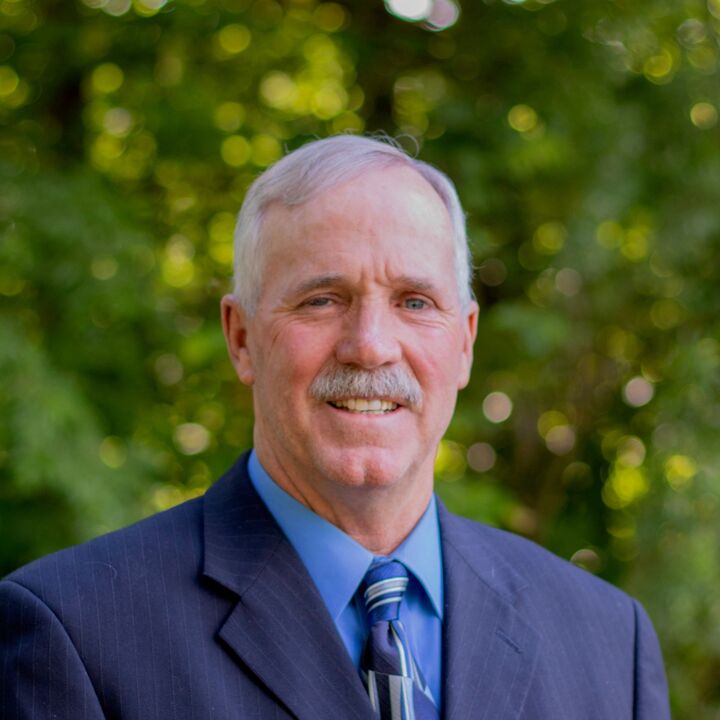 Everette Coats, Real Estate Broker in Fayetteville, Triangle Group