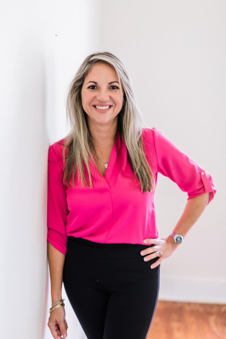 Nily Londeree,  in Inverness, J W Morton Real Estate, Inc.