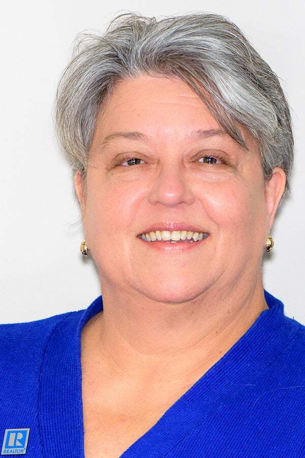 DONNA BOLTON, Real Estate Salesperson in Quakertown, Heritage Real Estate