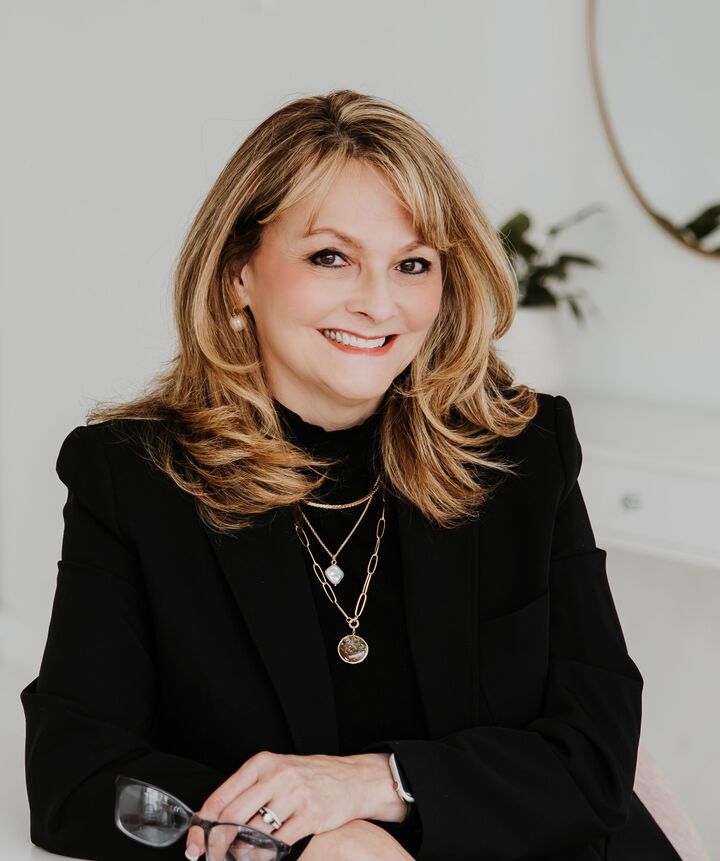 Donna Riehl, Real Estate Salesperson in Oklahoma City, ERA Courtyard Real Estate