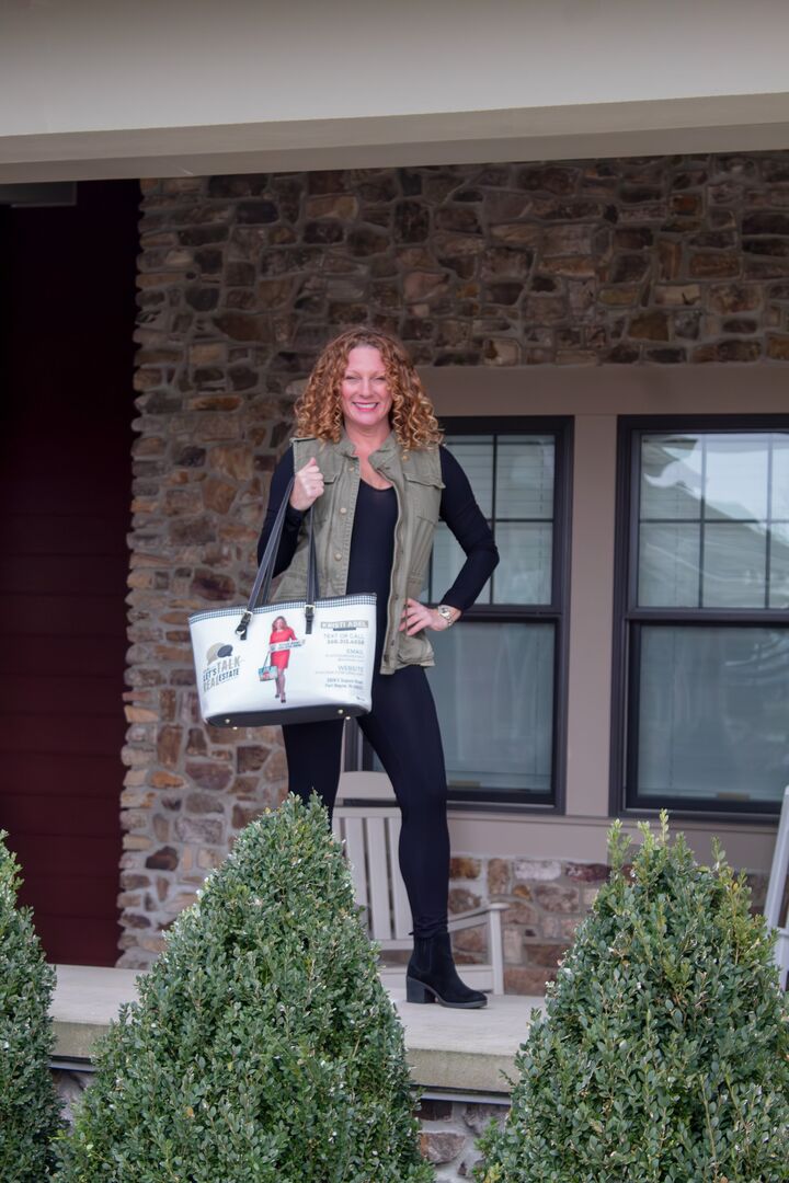 Kristi Abel, Real Estate Broker in Fort Wayne, Bradley Realty, Inc.