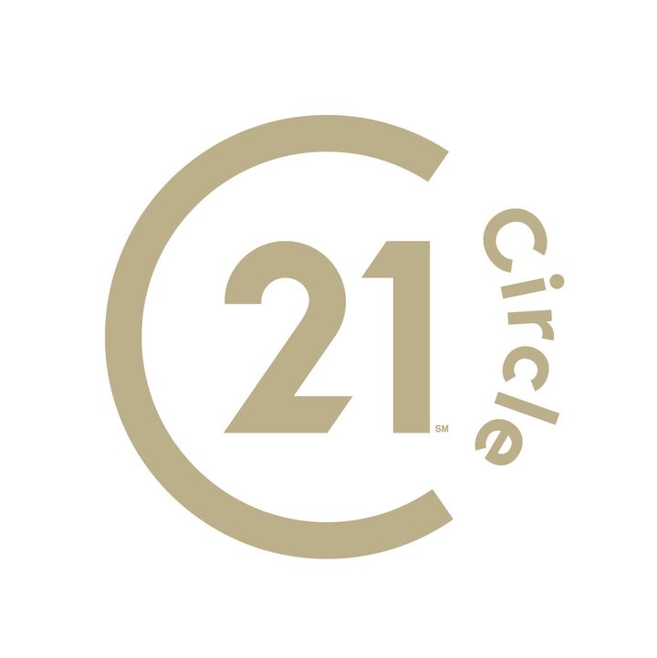 Anam Ahmed, Real Estate Broker in Addison, Circle