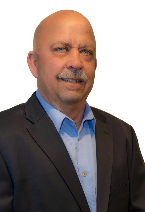 Thomas Apa, Real Estate Salesperson in Massapequa, AA Realty