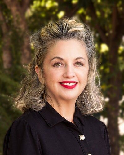 Lisa Brown, Real Estate Salesperson in Grass Valley, Grass Roots Realty