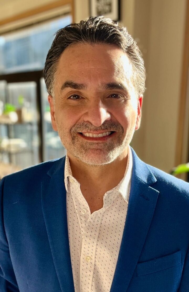 Julian Gonzalez, Real Estate Salesperson in Bellevue, RSVP Brokers ERA