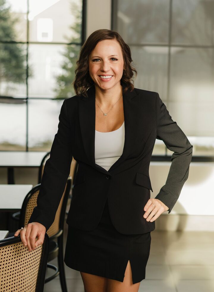 Cassie Randall, Real Estate Salesperson in Elkhorn, The Good Life Group