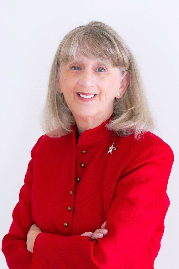 Donna Schmeltz, Real Estate Salesperson in Stamford, Gaetano Marra Homes