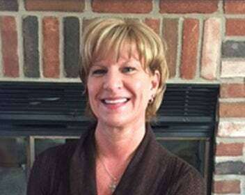 Lisa Nagy, Real Estate Salesperson in Sterling Heights, Professionals