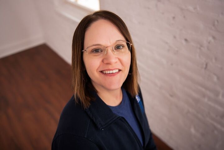 Becky Helton, Real Estate Salesperson in Hillsdale, Groves Real Estate