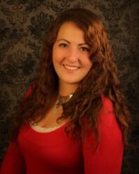 Alicia Reedy, Real Estate Salesperson in Schofield, Action