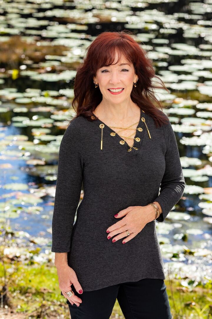 Jeanne H. Sutton, LLC, Real Estate Salesperson in Mount Dora, ERA Grizzard Real Estate