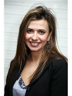 Anna Angarano, Associate Real Estate Broker in White Plains, ERA Insite Realty Services