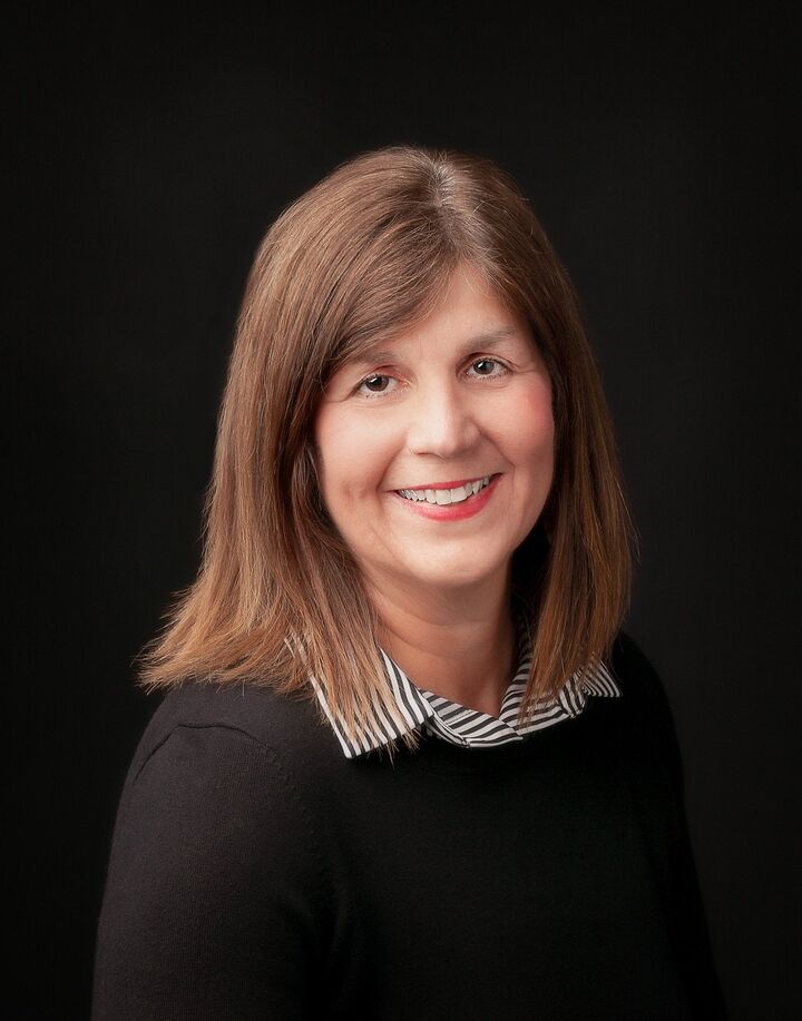 Deborah Chizewick, Real Estate Salesperson in Erie, Select, REALTORS