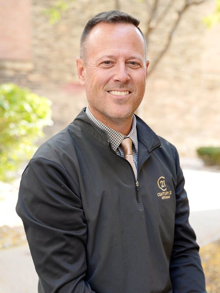 Brice Gustafson, Real Estate Salesperson in Beloit, Affiliated