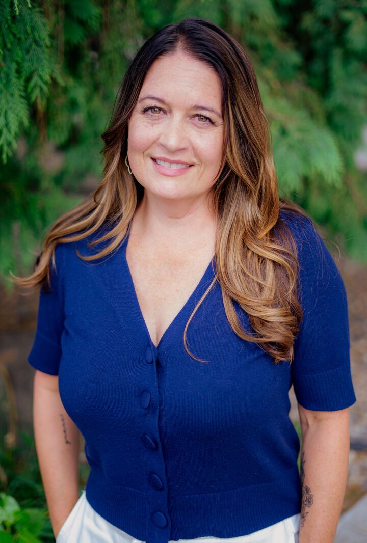 Desiree Schulz, Real Estate Broker in Kennewick, Tomlinson