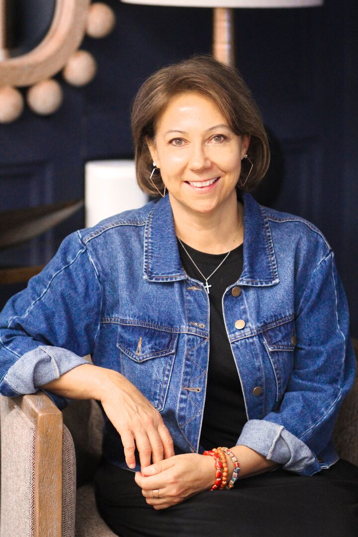 Becky Radhuber, Real Estate Broker in Charlotte, Paracle