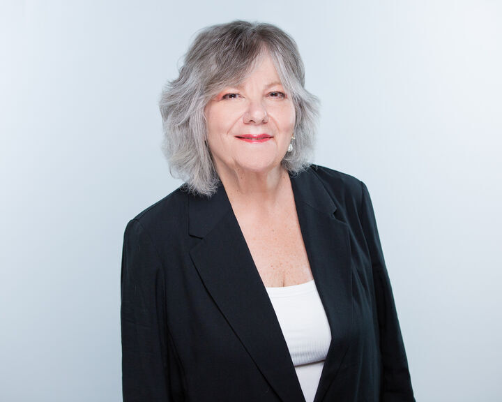 Elizabeth Topping,  in San Jose, Windermere