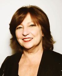 Debbie Podlas, Real Estate Salesperson in Irvine, Platinum Properties