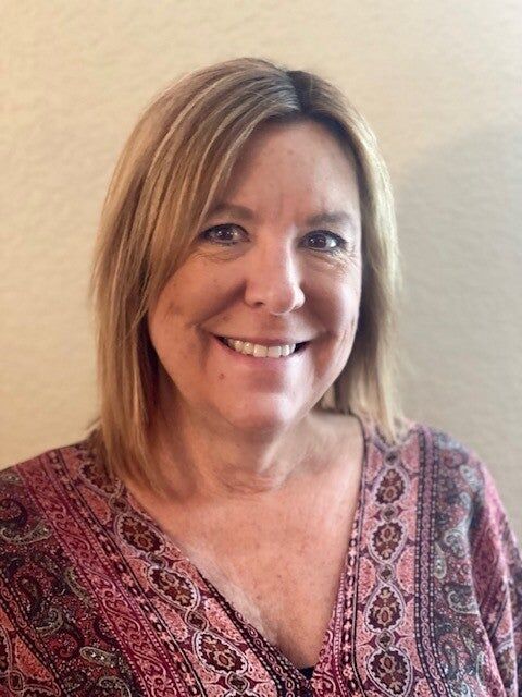 Tracy Thoulion, Real Estate Salesperson in Anaheim, Affiliated