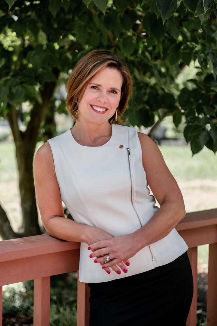 Tami Dome, Real Estate Salesperson in Marlborough, ERA Key Realty Services