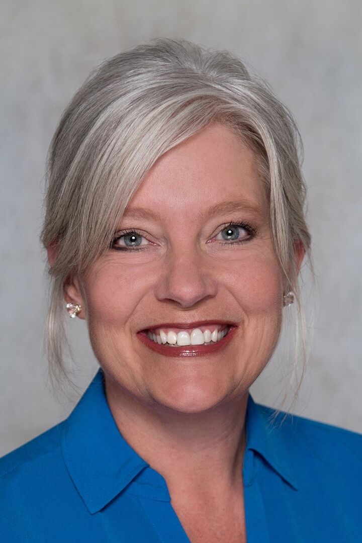 Kim Rutledge, Real Estate Broker in Fayetteville, Harris McHaney & Faucette