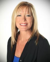 Hollie Shotwell, Real Estate Salesperson in Ridgecrest, Frontier