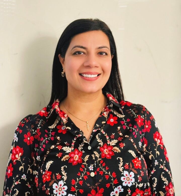 Amany Hanna, Real Estate Salesperson in Somerville, Metropolitan Homes