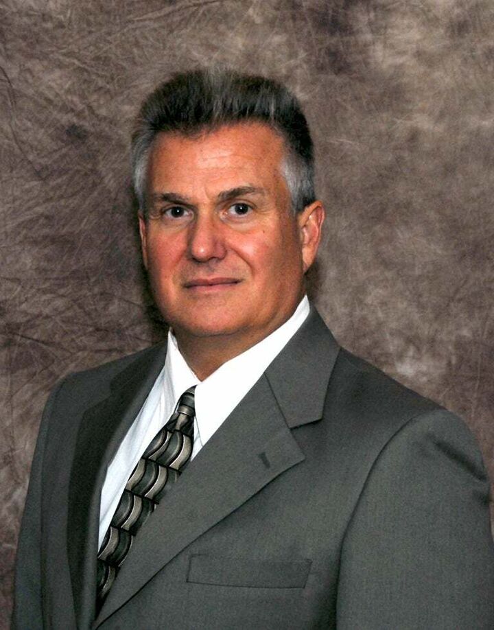 Stephen Daveggia, Real Estate Salesperson in Newtown, Hearthside