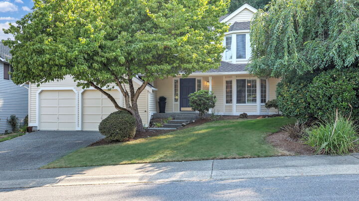Property Photo:  3602  243rd Avenue SE  WA 98029 