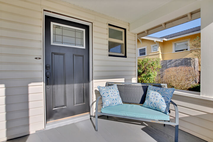 Property Photo: 515 S 49th St WA 98408