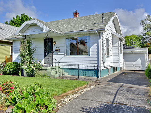 Property Photo: 2839 SE Long St OR 97202