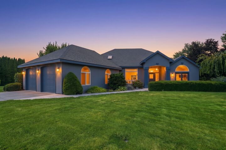 Property Photo:  97218 N Northstar Prne  WA 99353 