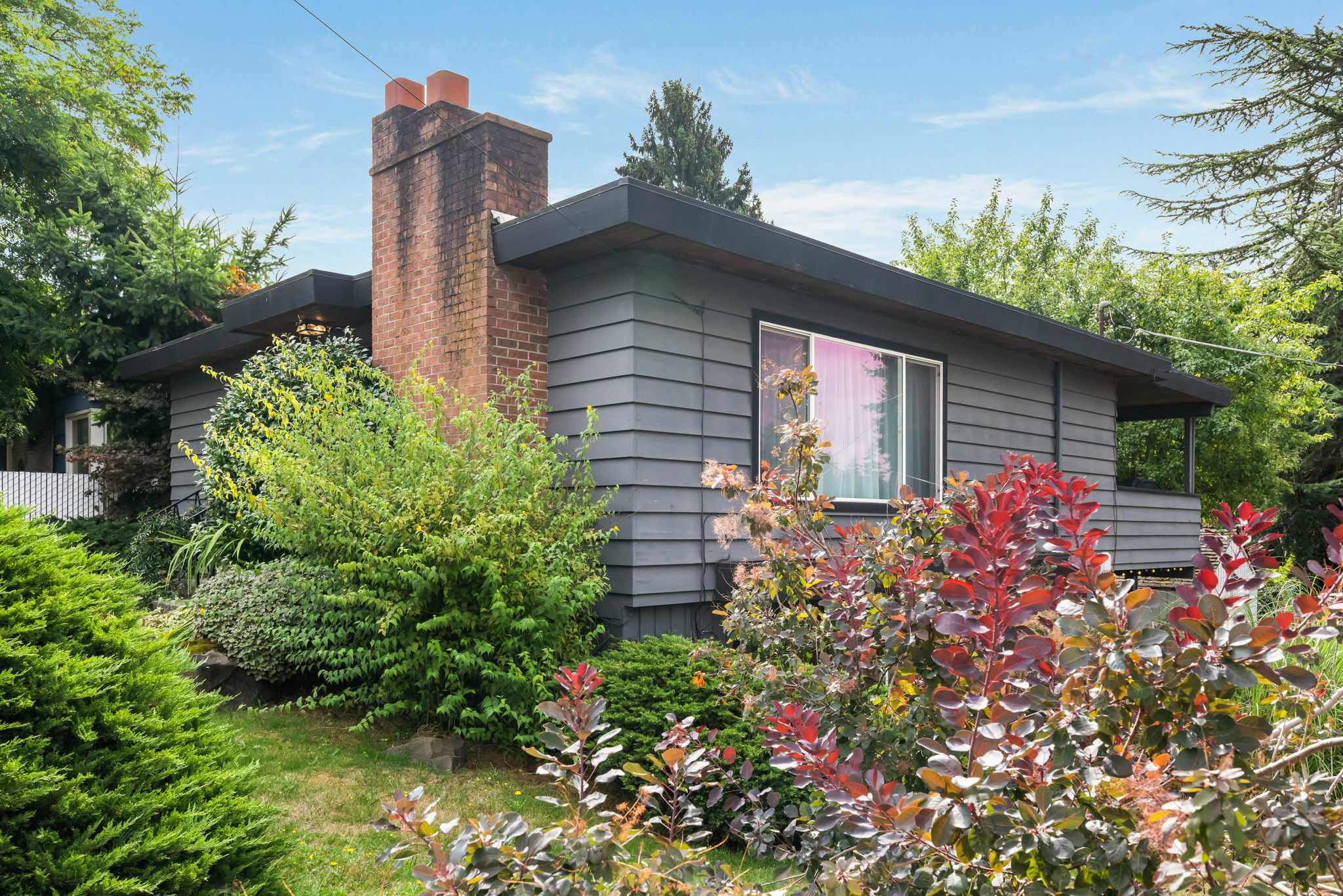 10350 Interlake Avenue N  Seattle WA 98133 photo