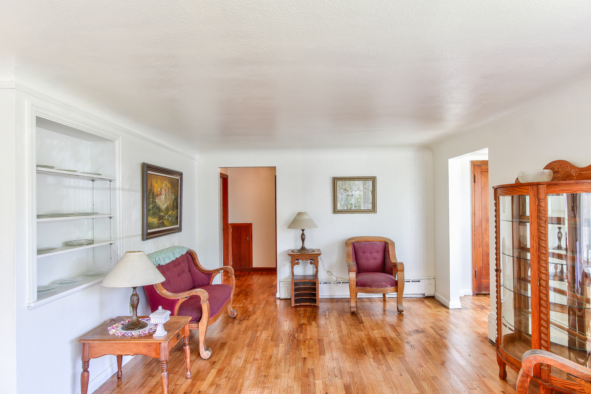 Property Photo: Living room/dining room 1119 S 12th St  WA 98274 