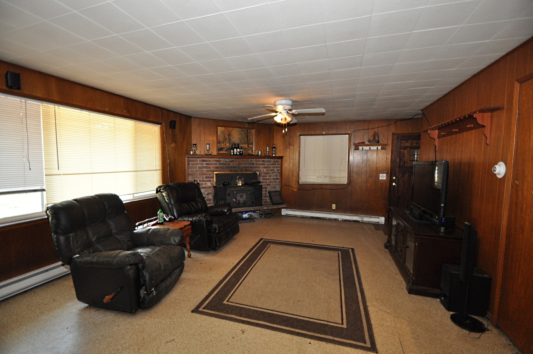 Property Photo: Family room 9815 35th Ave NE  WA 98270 