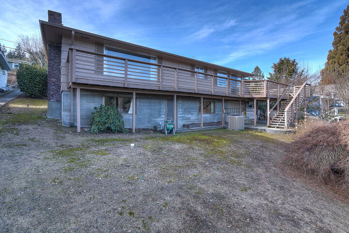 Property Photo:  2919 White Cloud Ave NW  WA 98335 