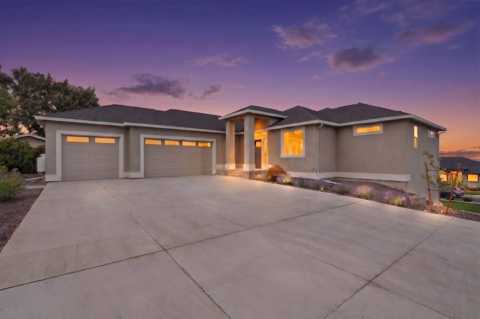 Property Photo: 3603 Orchard St WA 99353