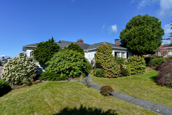 2603 29th Ave W  Seattle WA 98199 photo 2603 29th Ave W