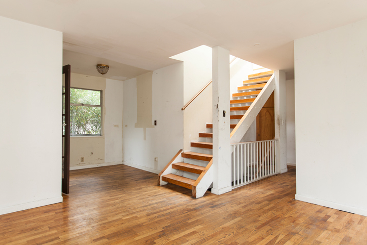 Property Photo: Living room 1034 NE 102nd St WA 98125