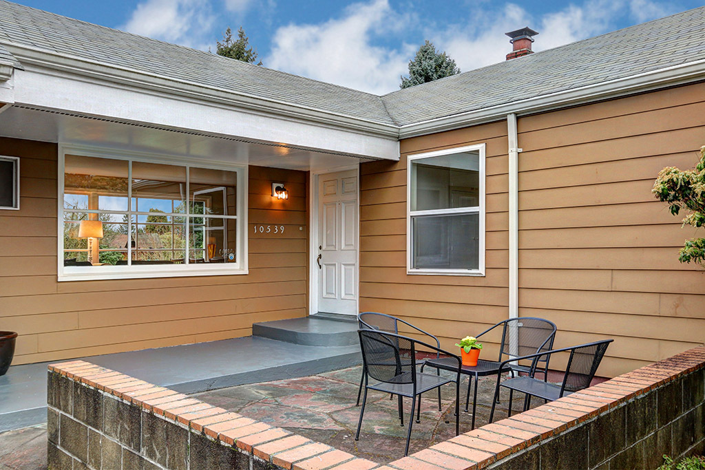 Property Photo: Front porch 10539 13th Ave NW  WA 98177 