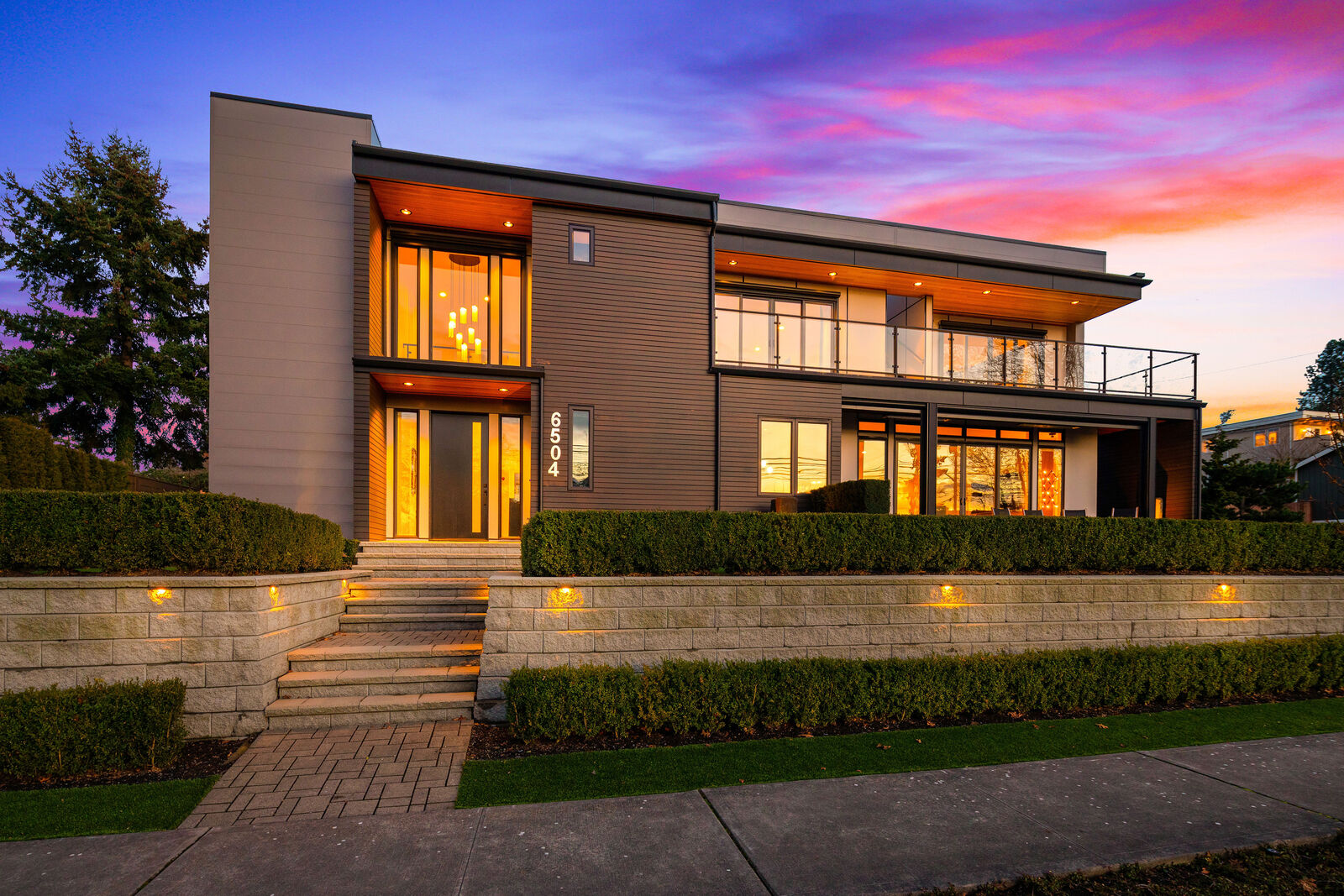 Property Photo:  6504  103rd Avenue NE  WA 98033 