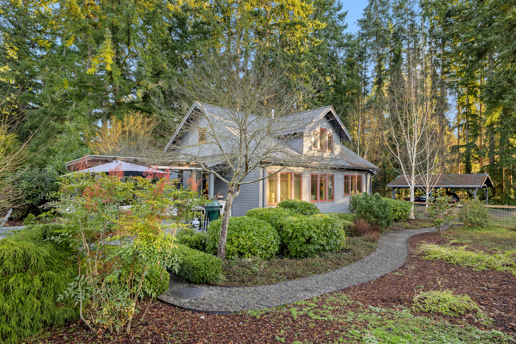 Property Photo:  10918 Sunrise Drive NE  WA 98110 