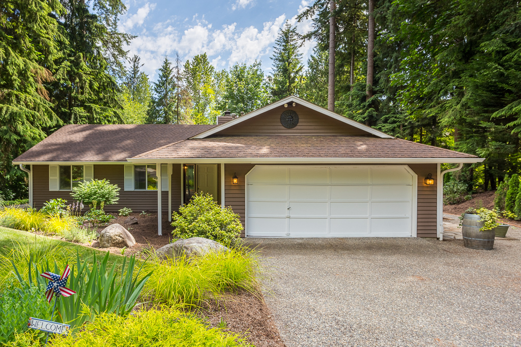 Property Photo:  19101 NE 140th Place  WA 98077 