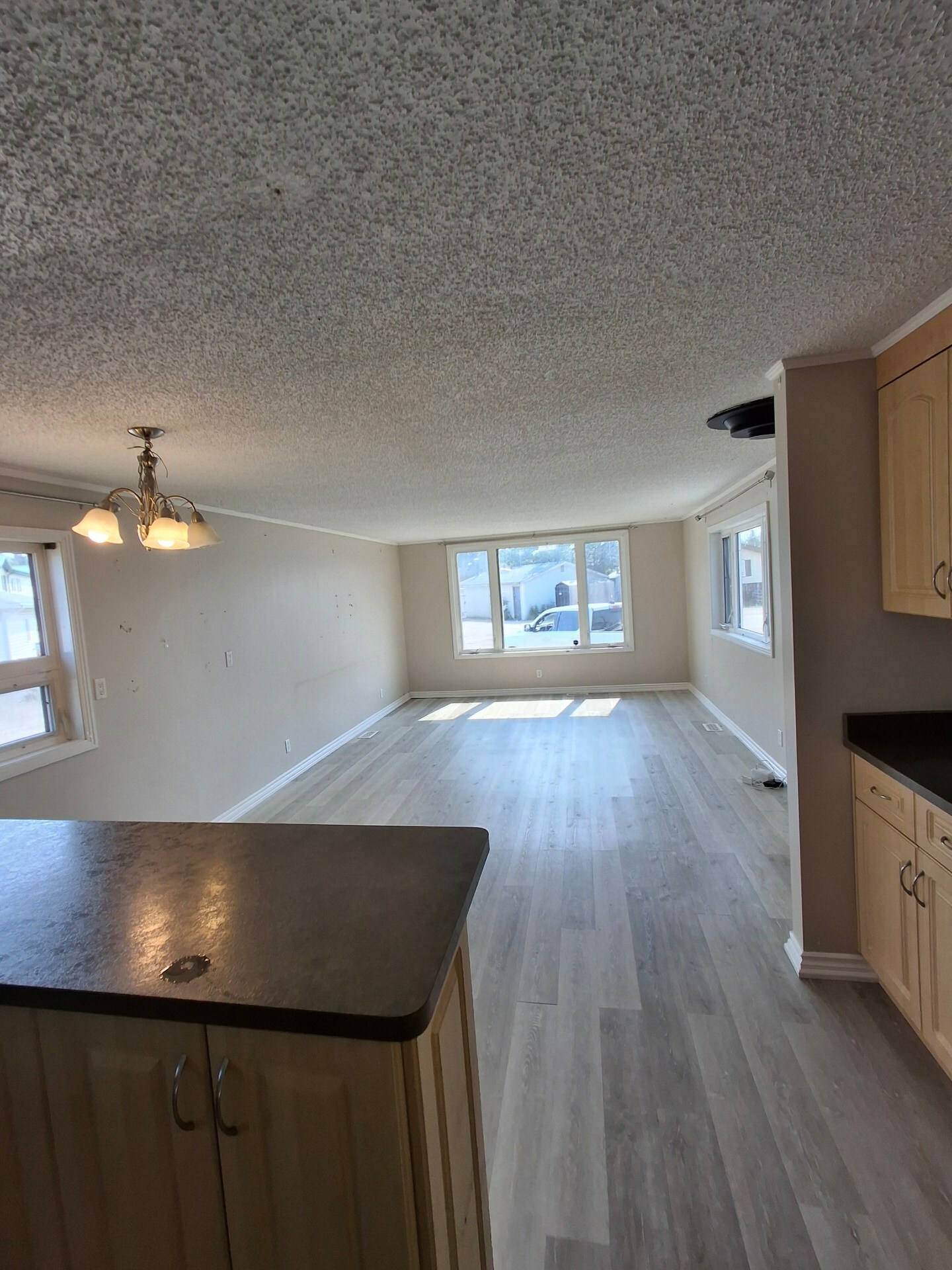 Property Photo:  18-61 Woodland Drive  NT X0E 0R8 