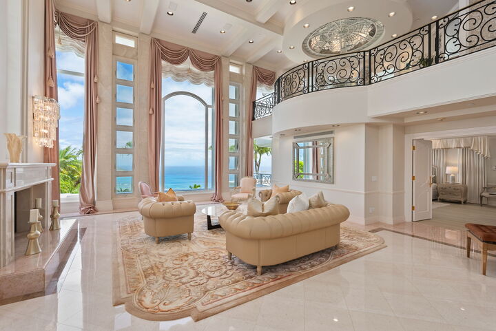 Property Photo: 763 Kaulana Place HI 96821