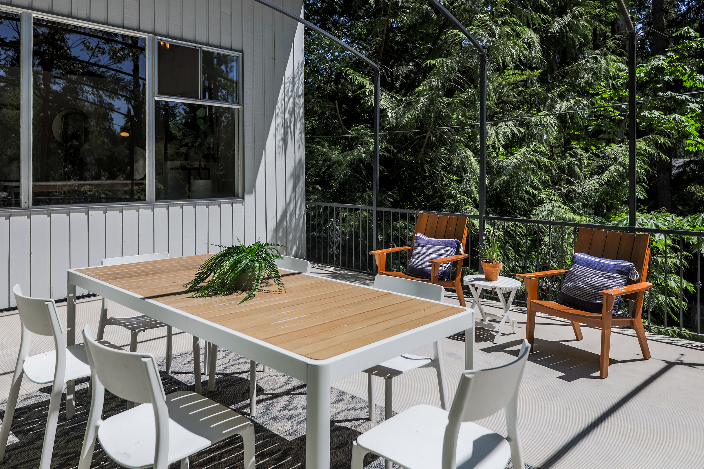 Property Photo: 3702 NE 180th Street WA 98155