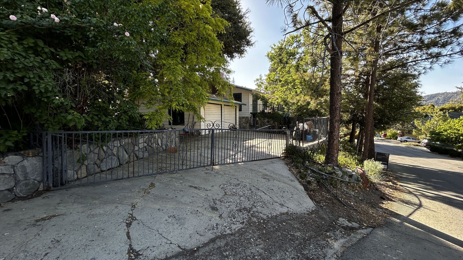 Property Photo:  5217 Desert View Drive  CA 92397 