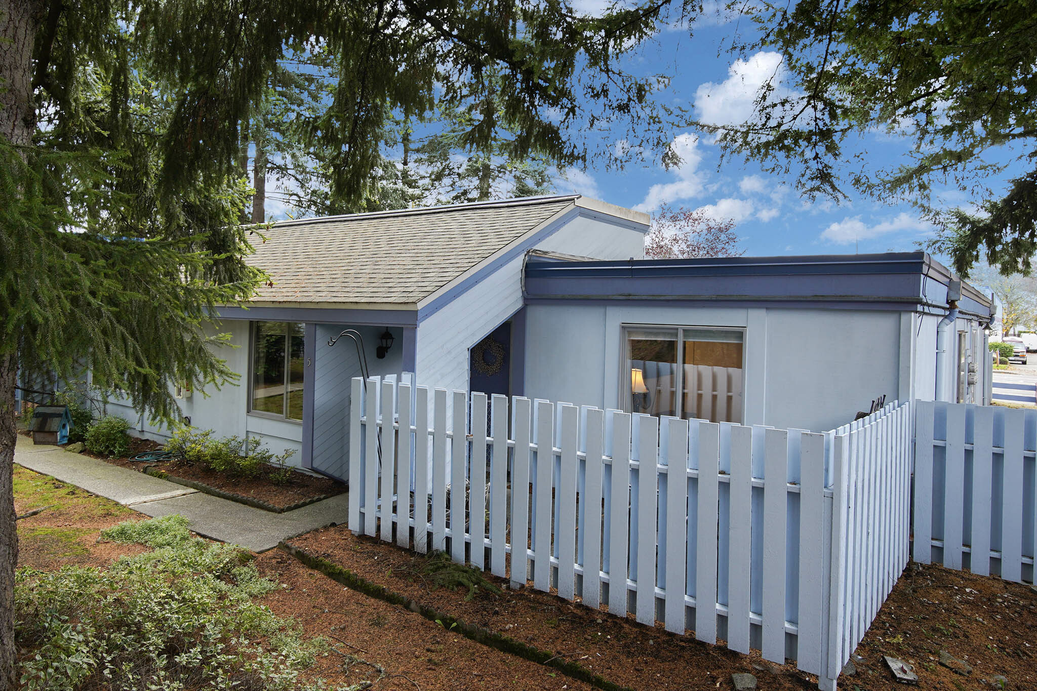 Property Photo:  4300 NE Sunset Boulevard A5  WA 98059 