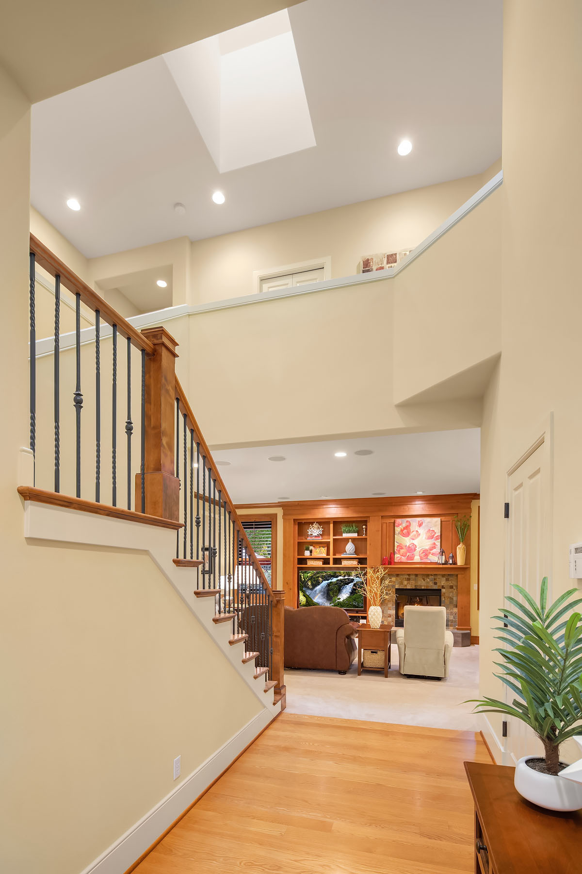 Property Photo: 589 Saddleback Loop Wy NW WA 98027